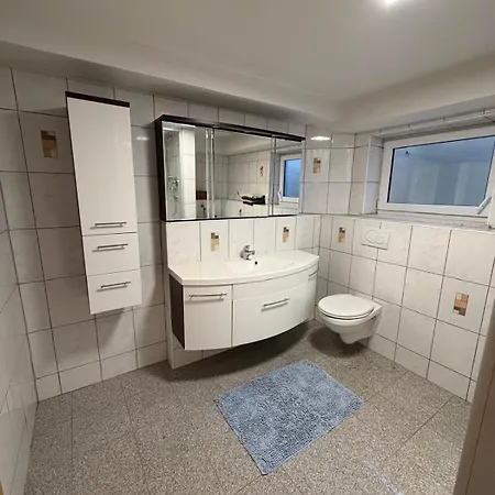 Mainzeit 2 Zimmerwohnung Parkplatz Albertshofen
