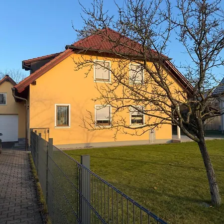Mainzeit 2 Zimmerwohnung Parkplatz Albertshofen