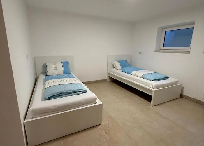 Mainzeit 2 Zimmerwohnung Parkplatz شقة Albertshofen