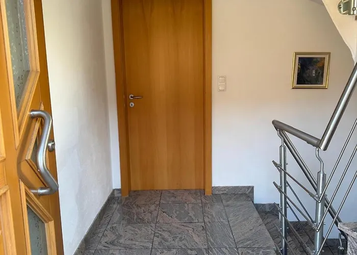 Mainzeit 2 Zimmerwohnung Parkplatz *